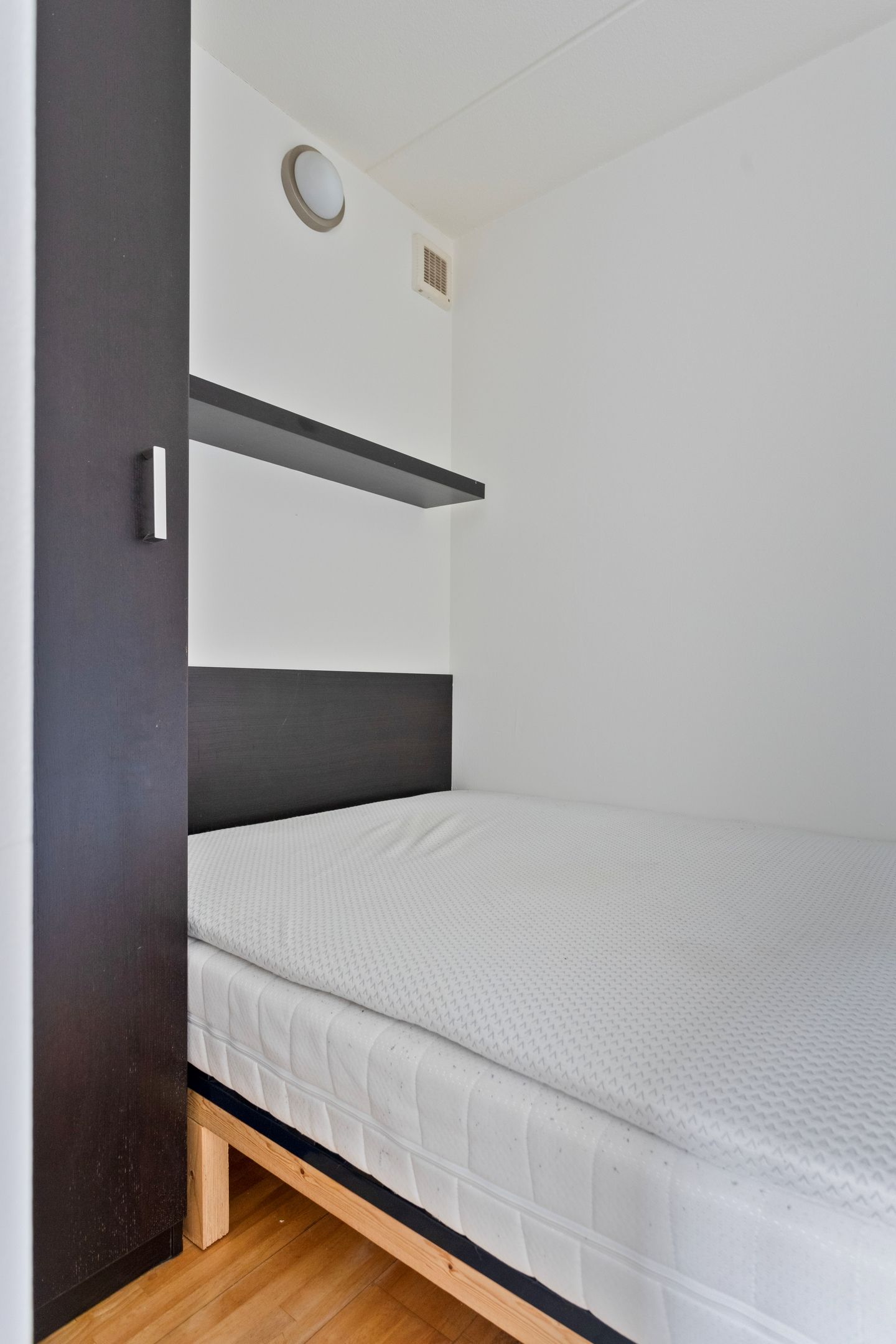 Foto 19 van Van der Lubbehof 27-B