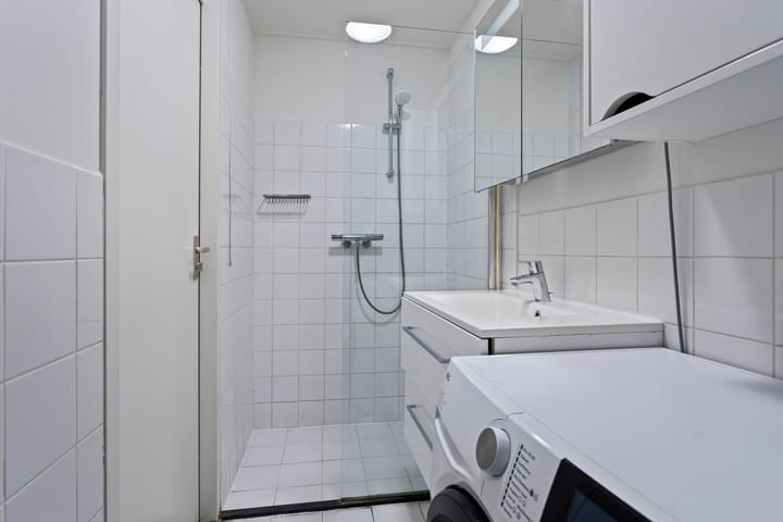 Photo 20 of Van der Lubbehof 27-B