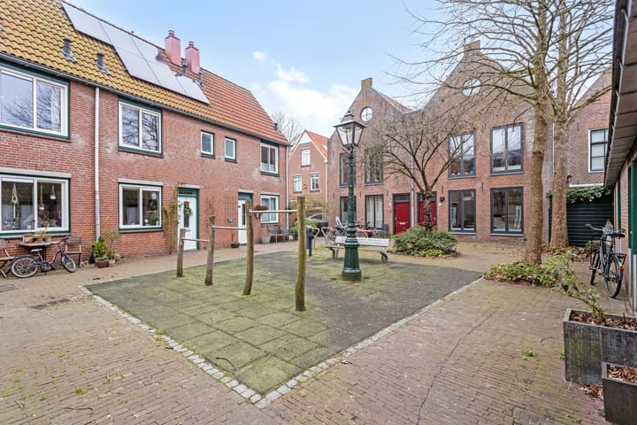 Photo 23 of Van der Lubbehof 27-B