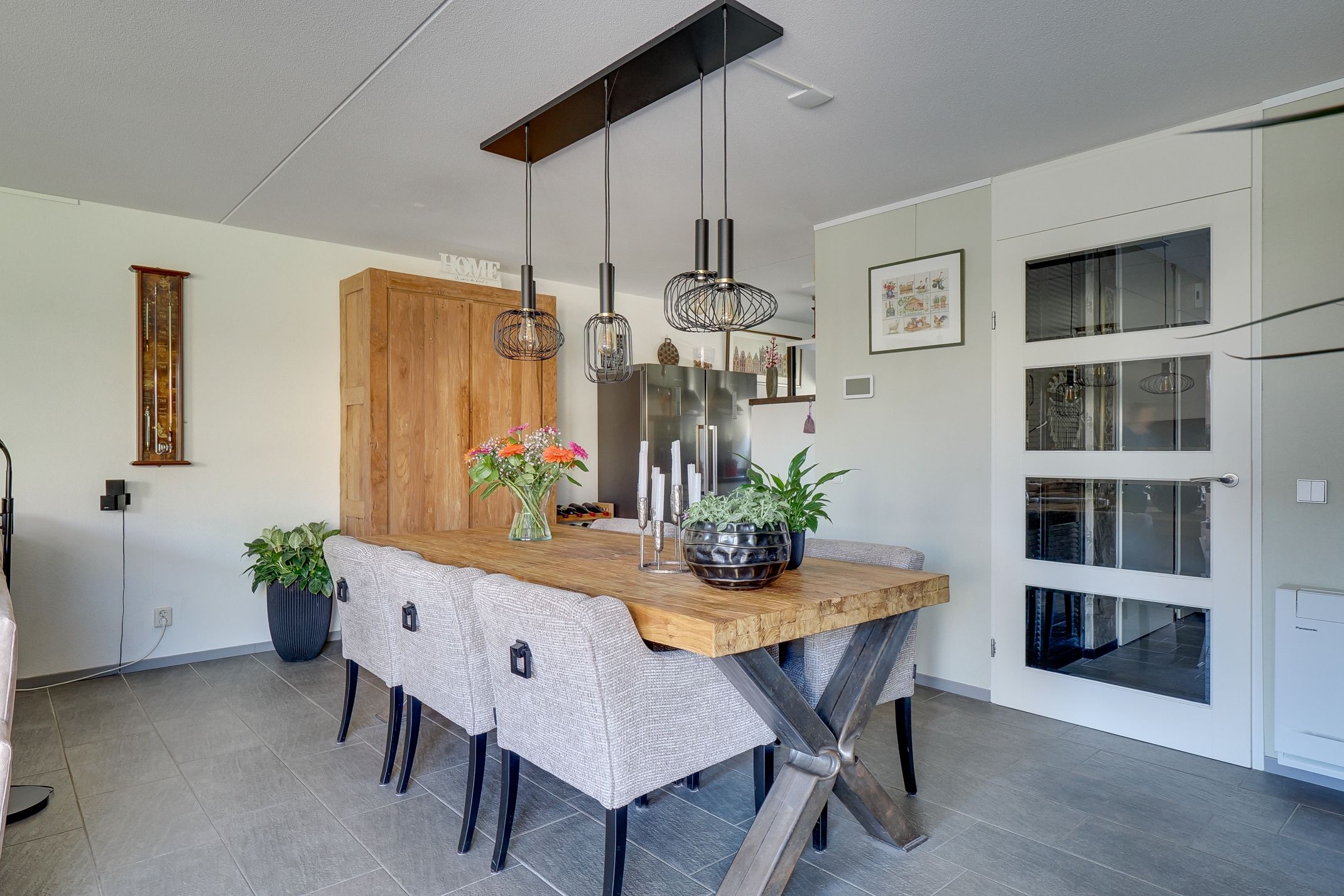 Photo 15 of Sydneystraat 10