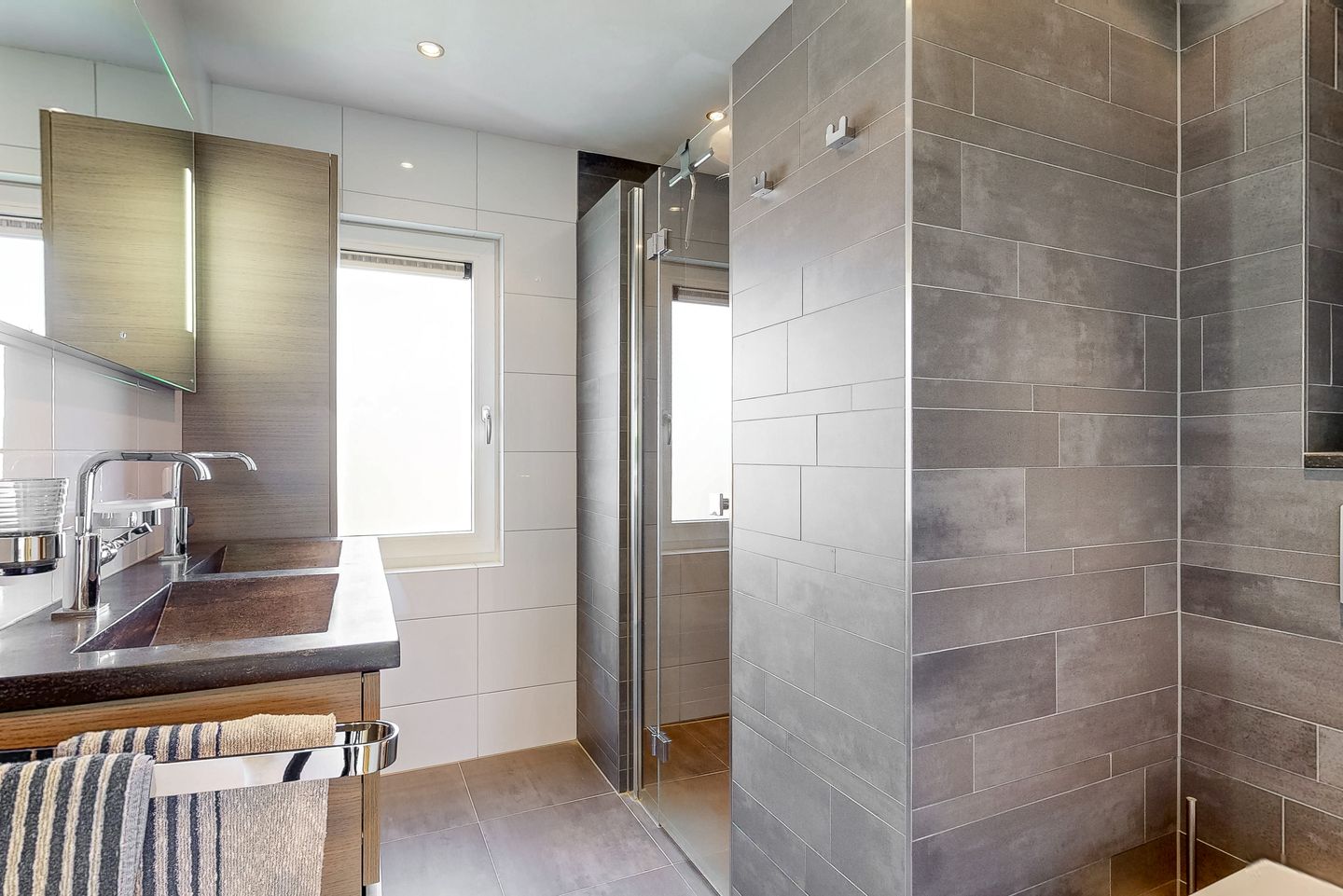 Photo 19 of Anne de Vrieslaan 43