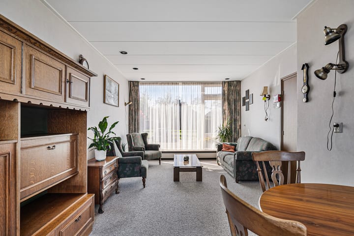 Foto 6 van Azalealaan 41