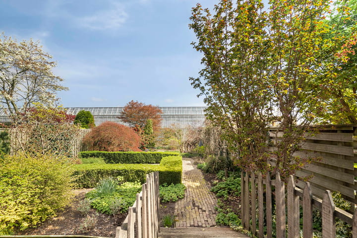 Foto 3 van Azalealaan 41