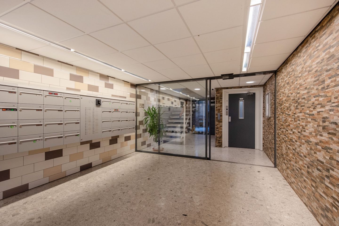 Foto 5 van Monseigneur van Steelaan 129