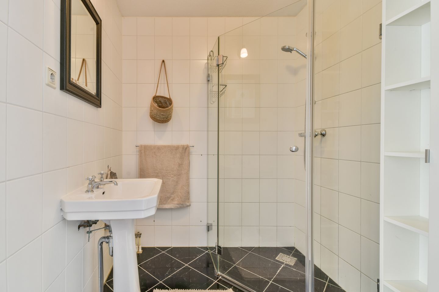 Foto 19 van Ronald Ketellapperstraat 63