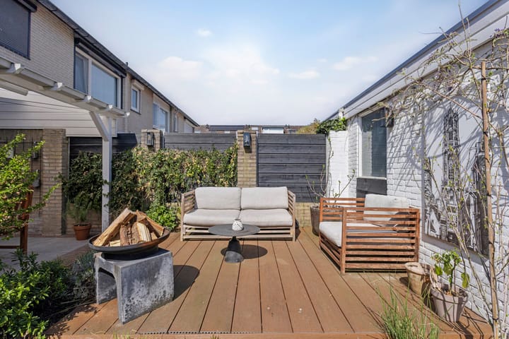 Photo 7 of Leliestraat 35