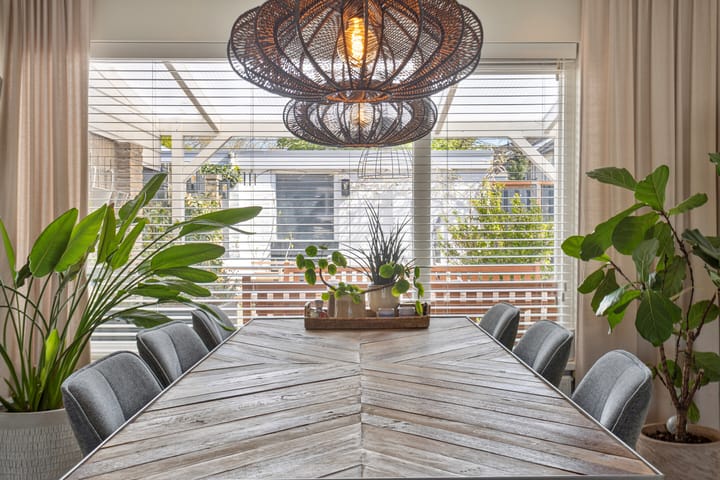 Photo 13 of Leliestraat 35