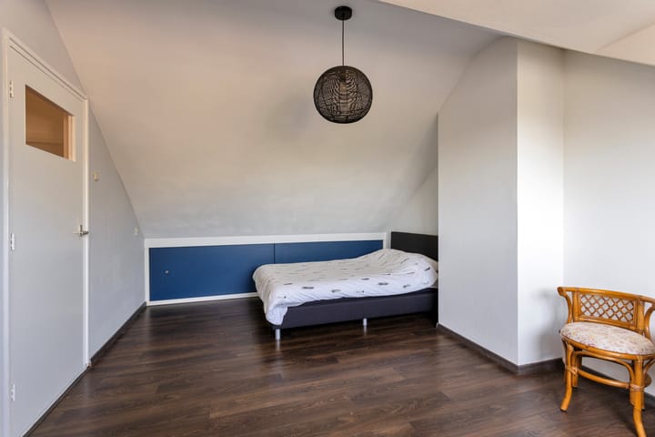 Photo 17 of Leliestraat 35