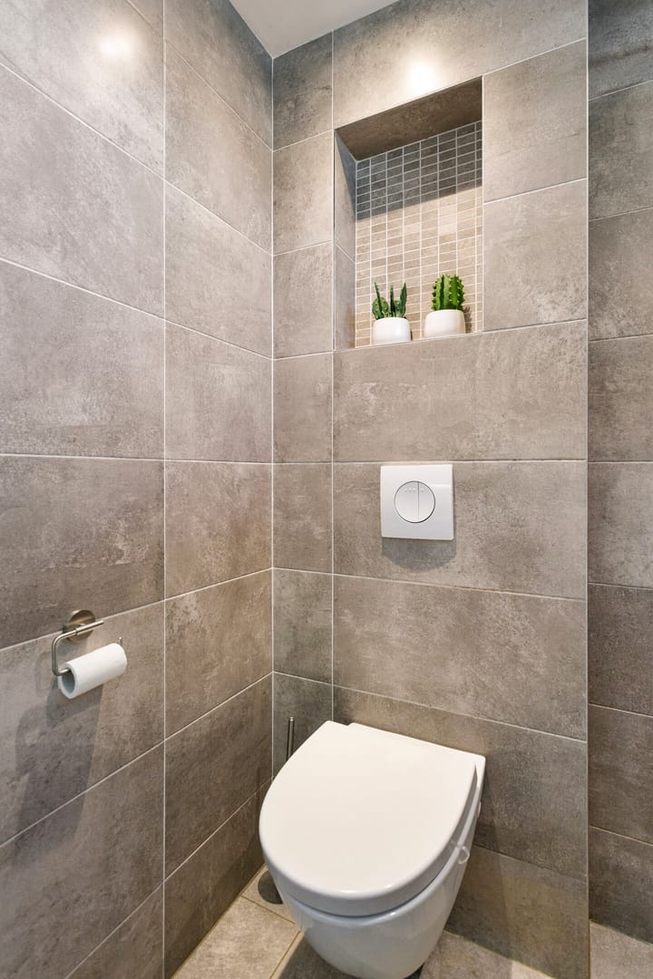 Photo 27 of Leliestraat 35