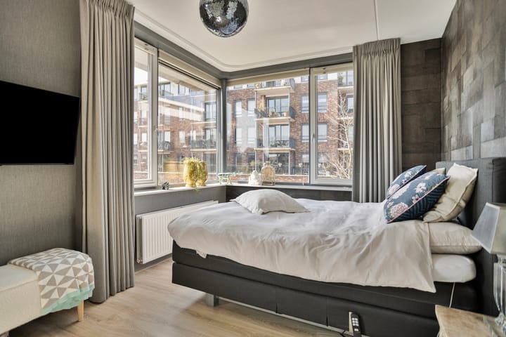 Foto 4 van Centurio 1