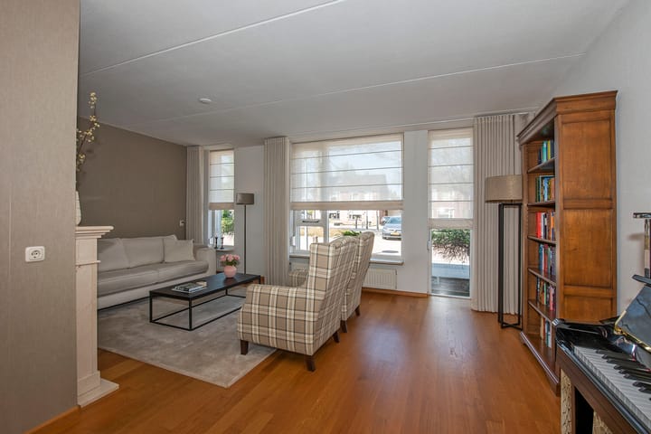 Foto 2 van Kievit 44