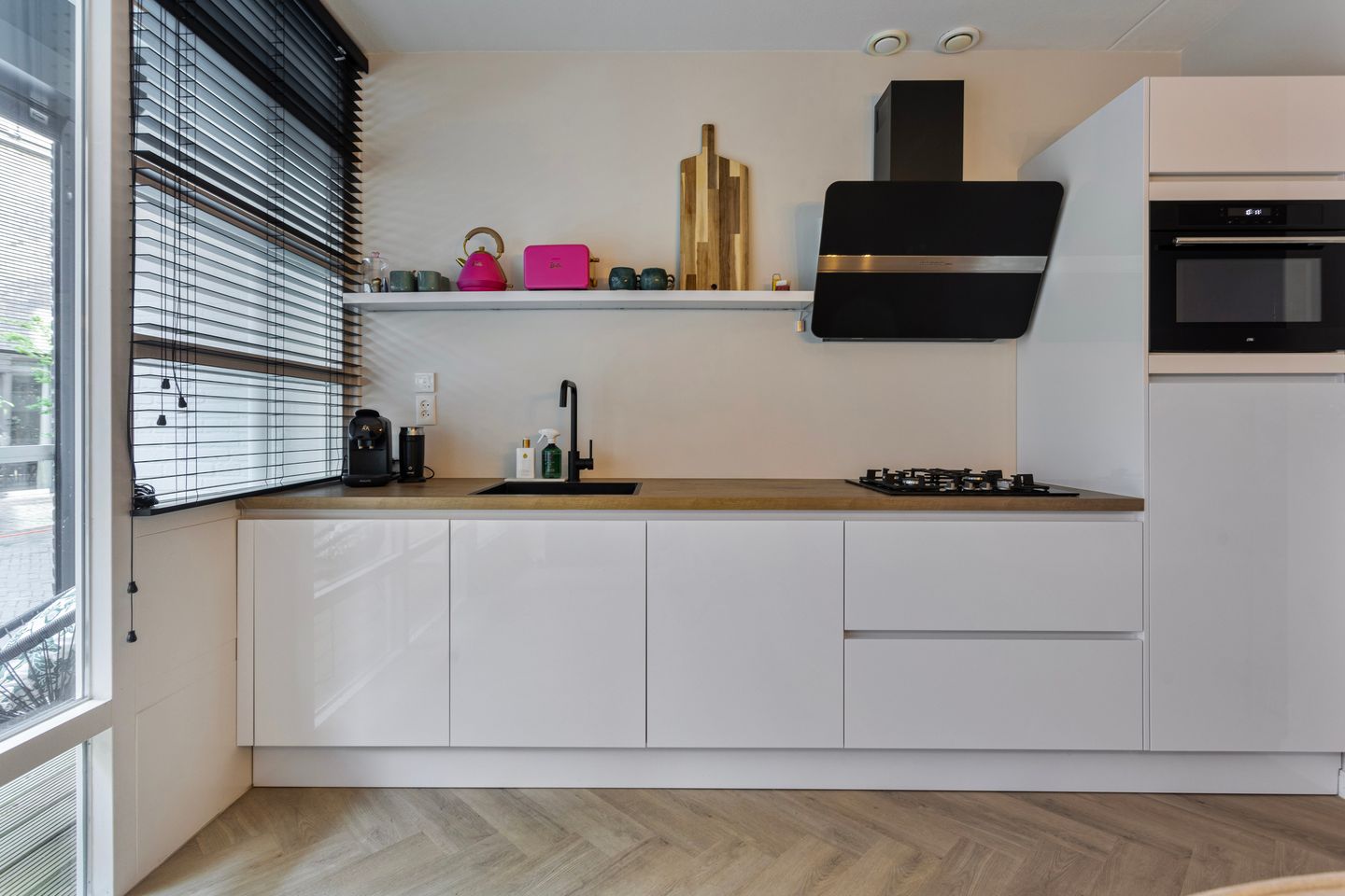 Photo 14 of IJzerstraat 9-01