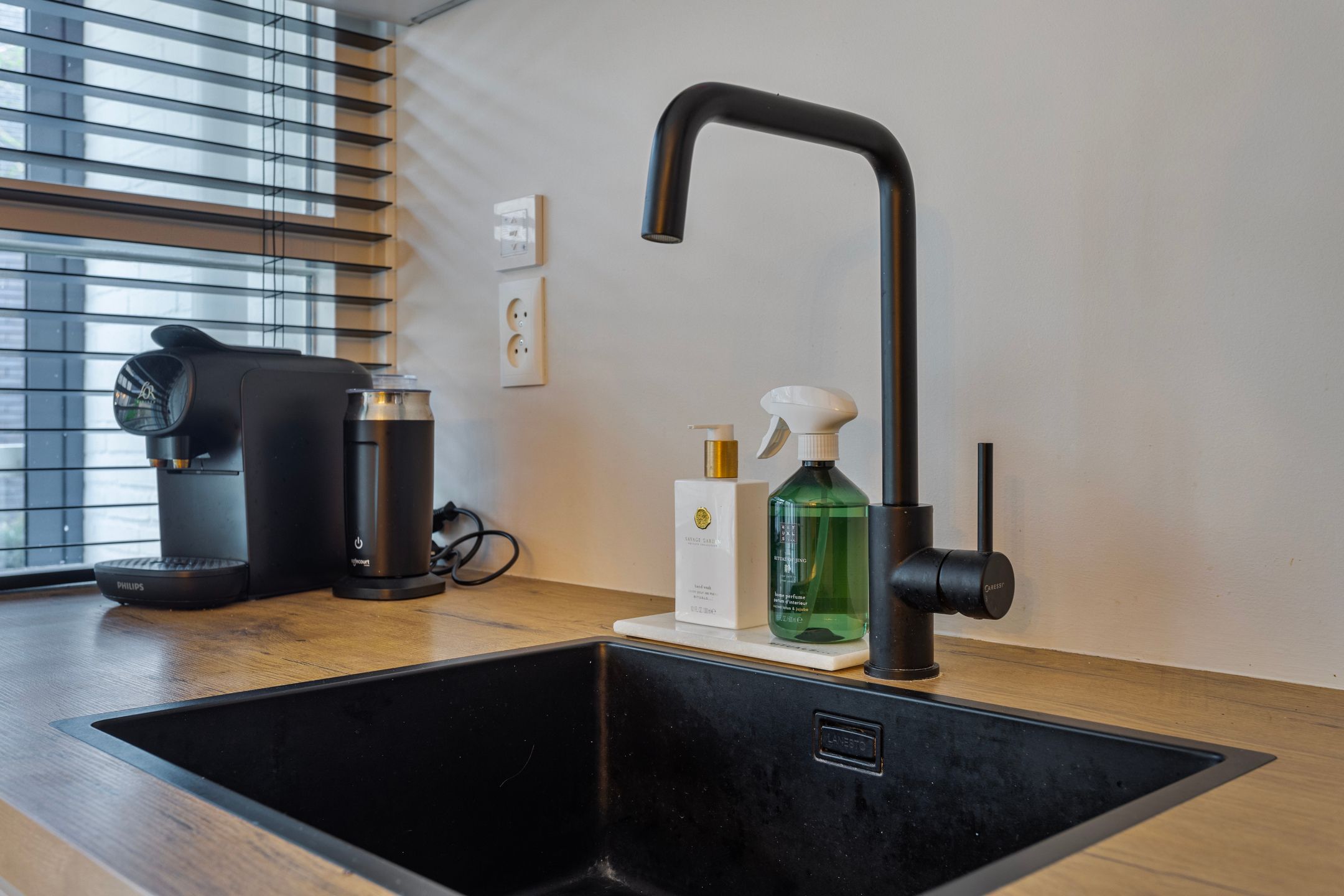 Photo 15 of IJzerstraat 9-01