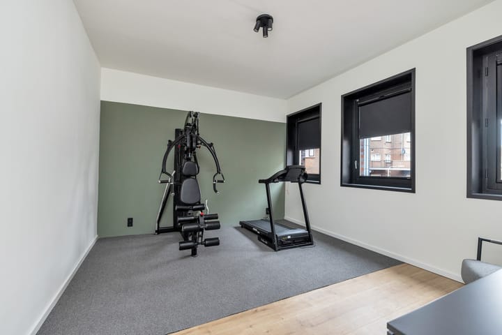 Foto 42 van Uitstraat 151