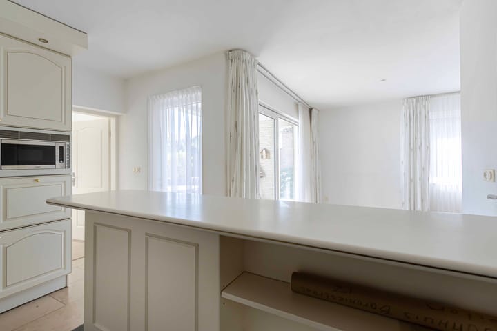 Foto 15 van Baroniestraat 17