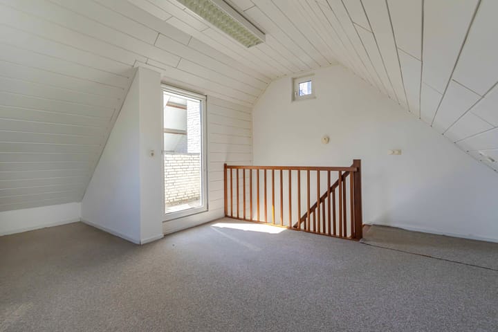 Foto 23 van Baroniestraat 17