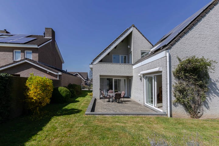 Foto 44 van Baroniestraat 17