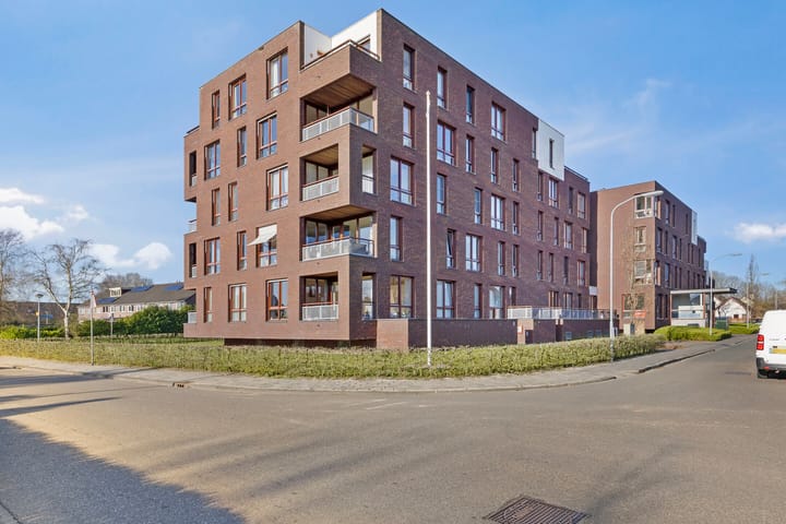 Foto 5 van J F Kennedylaan 68