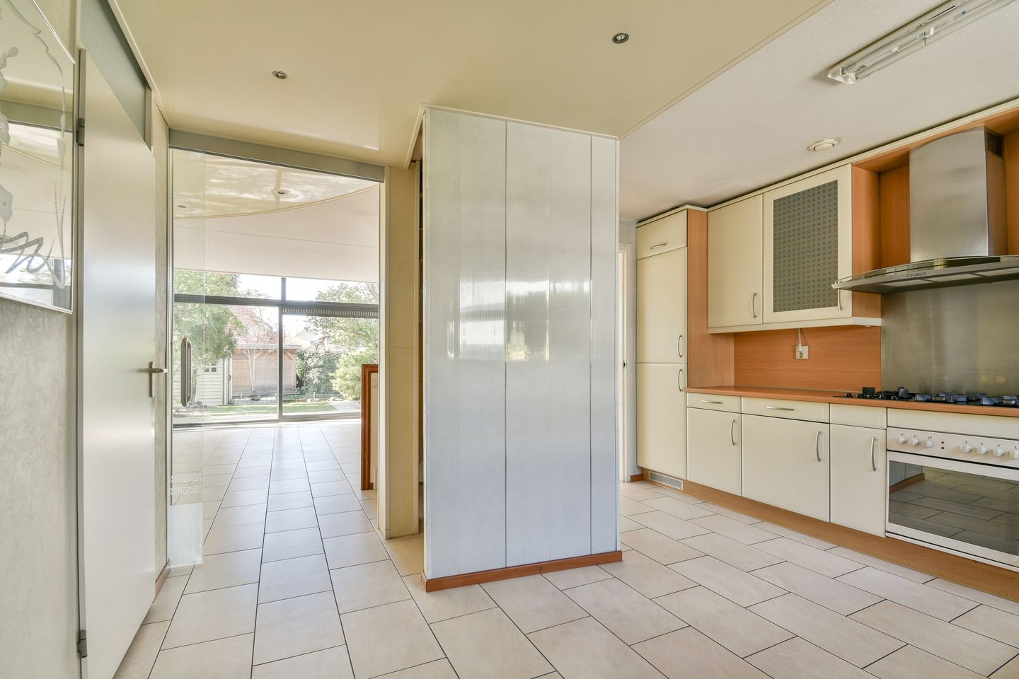 Foto 10 van Willem Hioolenstraat 20