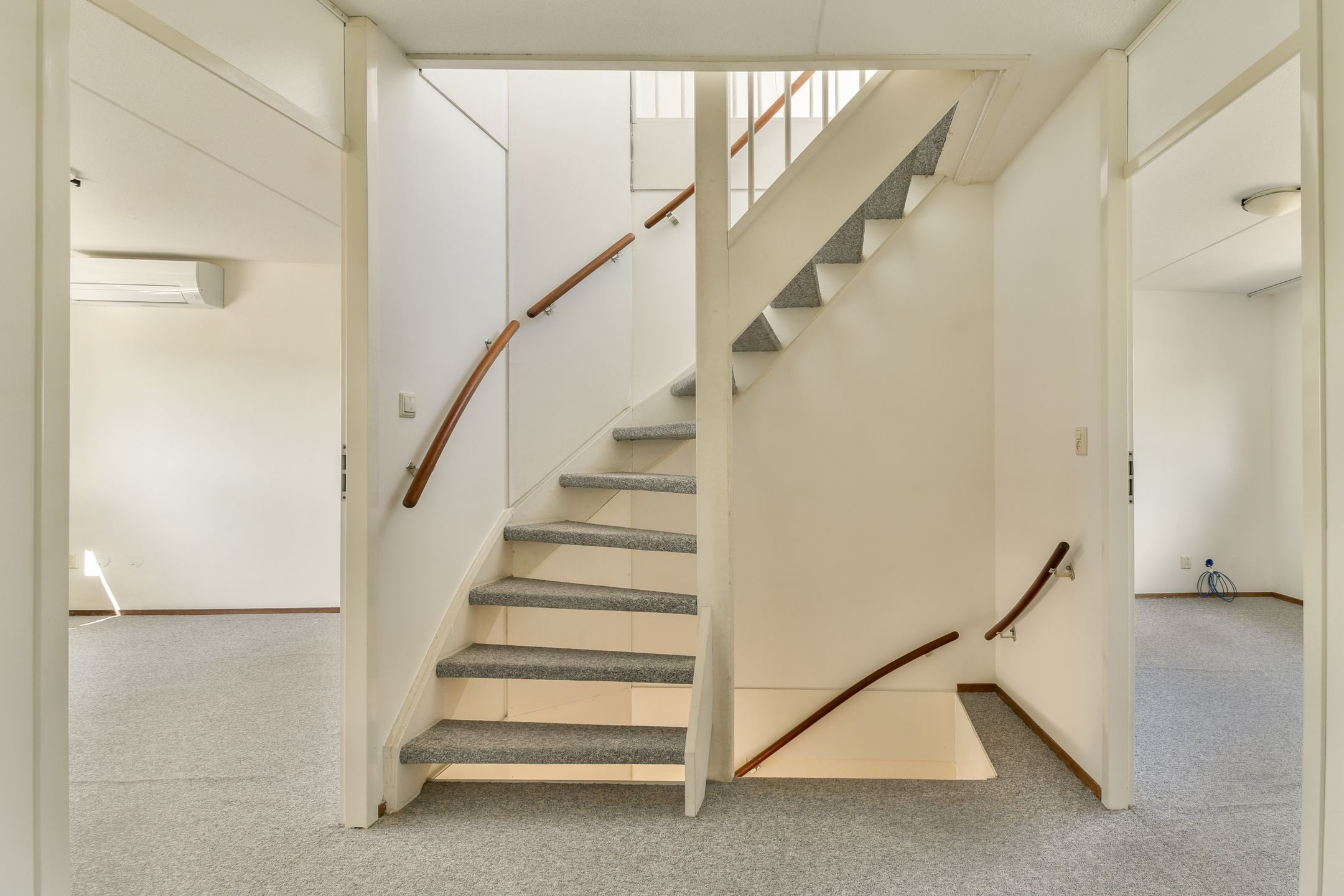 Foto 15 van Willem Hioolenstraat 20