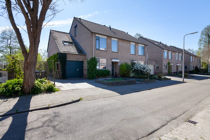 Foto 59 van Jaap Edenlaan 34