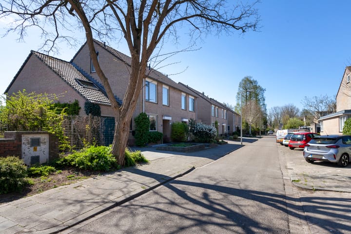 Foto 60 van Jaap Edenlaan 34