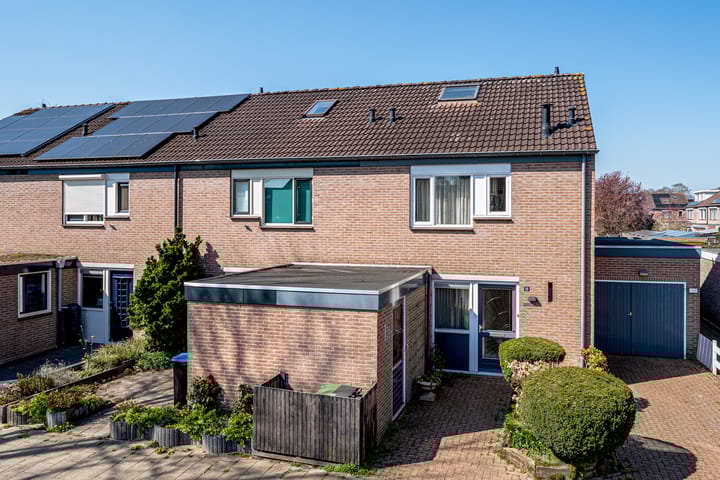 Foto 1 van Alessandria 18