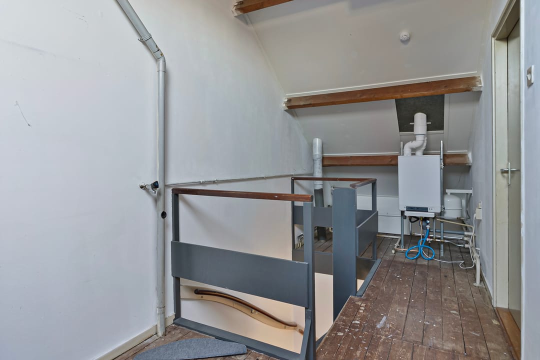 Photo 17 of Theeroos 9