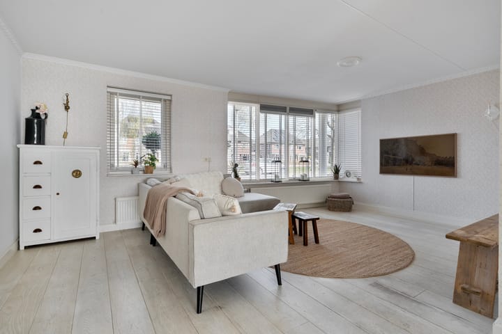 Foto 11 van Van Rechterenallee 14