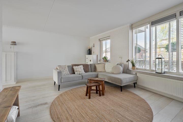 Foto 13 van Van Rechterenallee 14