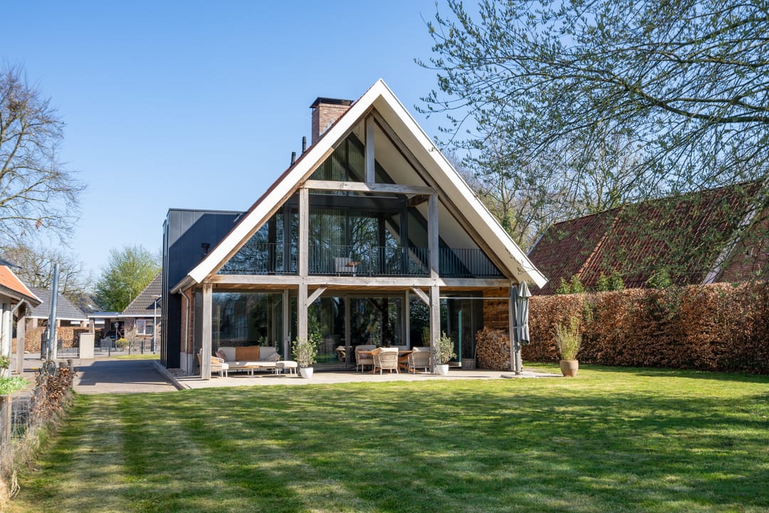 Foto 2 van Meester Molendijkweg 5