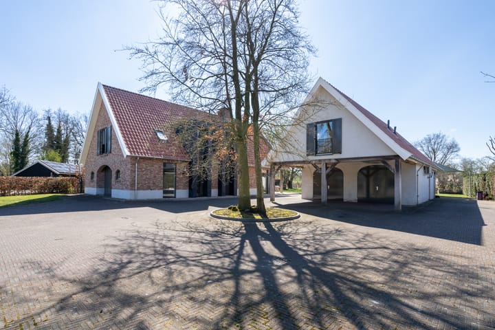 Foto 6 van Meester Molendijkweg 5