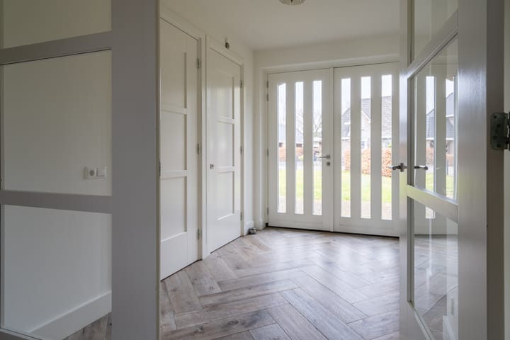 Foto 8 van Meester Molendijkweg 5