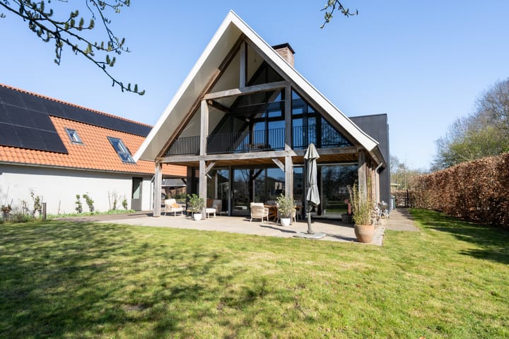 Foto 49 van Meester Molendijkweg 5