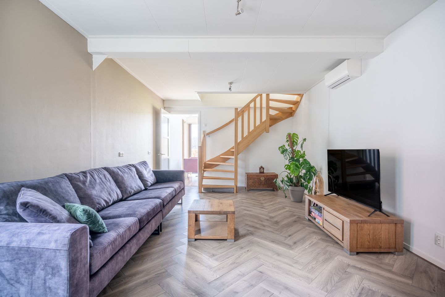 Foto 59 van Meester Molendijkweg 5