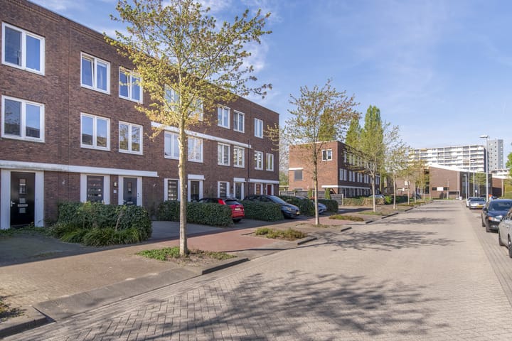 Photo 29 of MacBridestraat 20