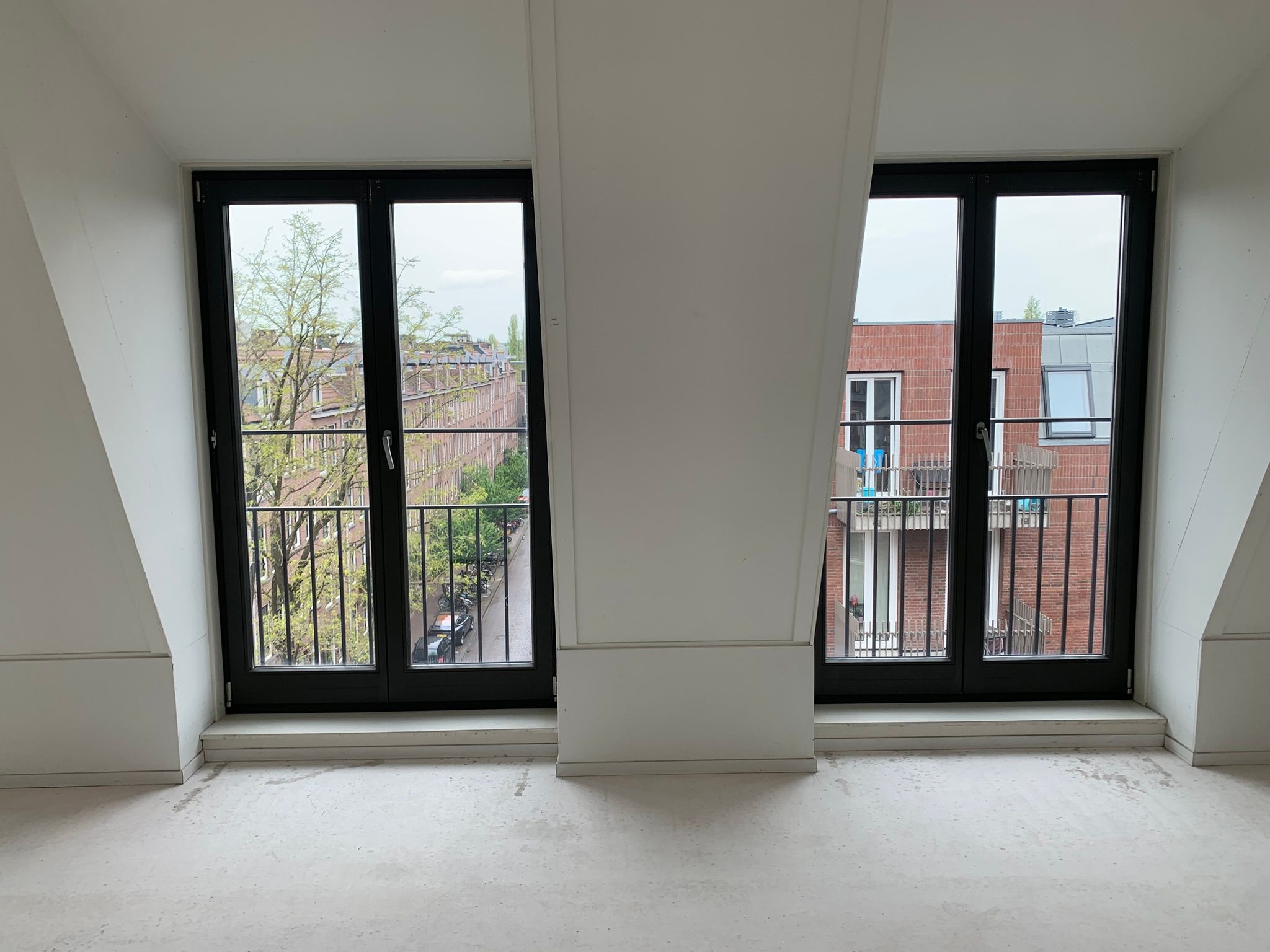 Foto 15 van Madurastraat 128