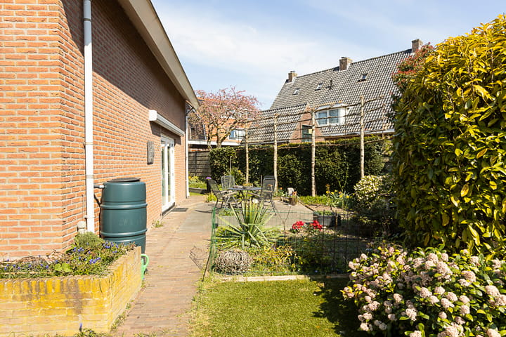 Foto 28 van Alexanderweg 67