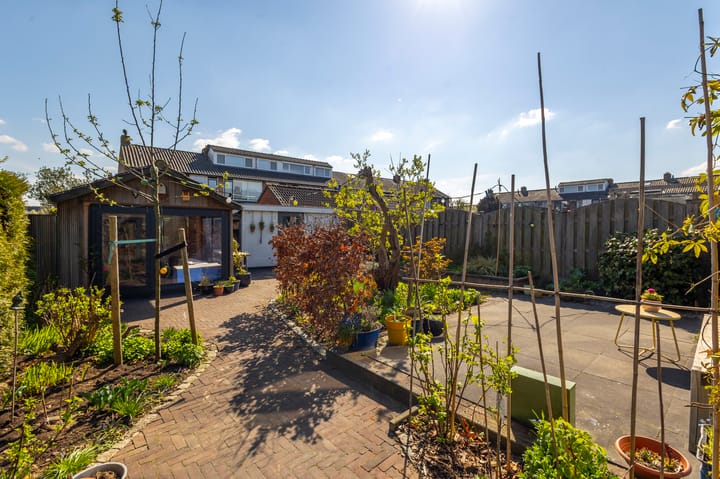 Foto 25 van Julianastraat 46