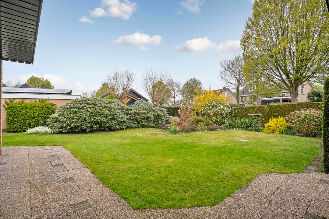 Foto 58 van de Hoven 17