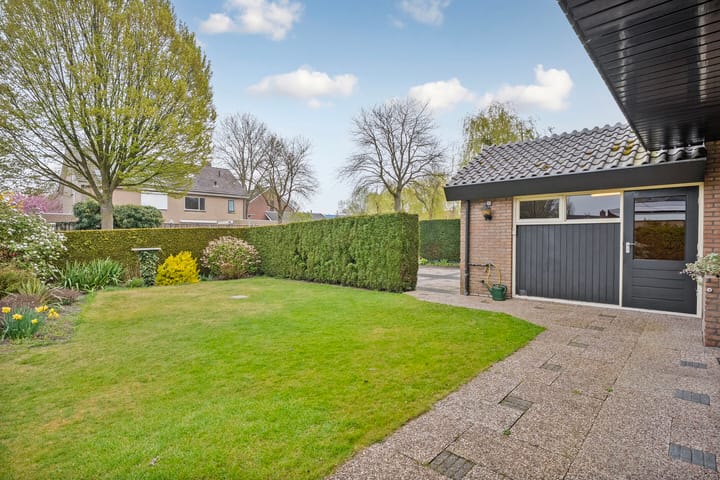 Foto 59 van de Hoven 17