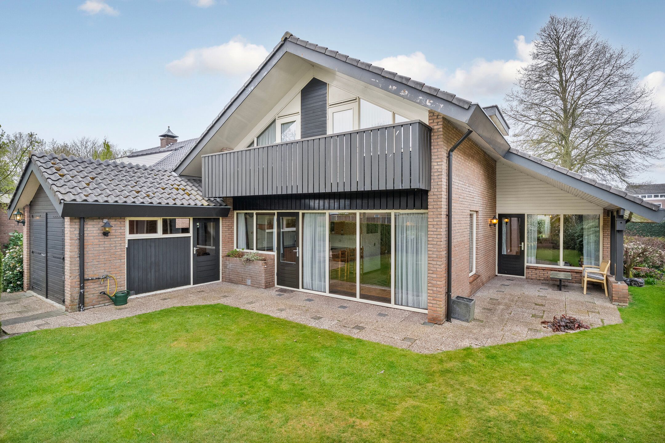 Foto 60 van de Hoven 17