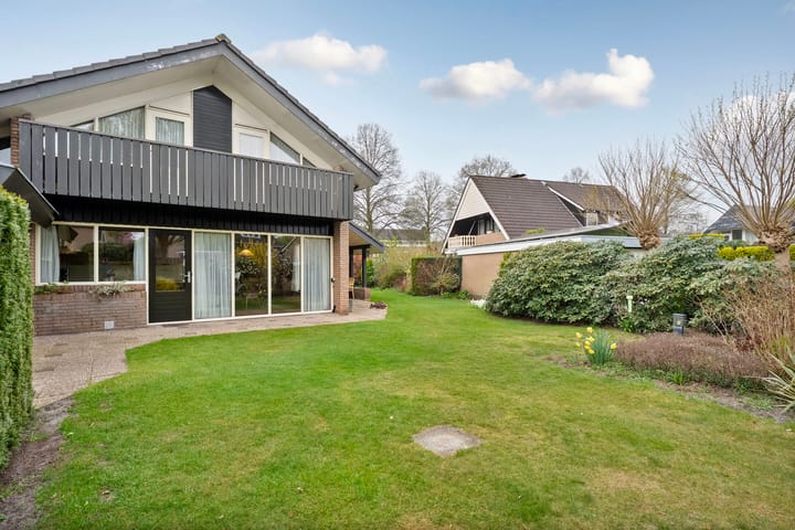 Foto 61 van de Hoven 17