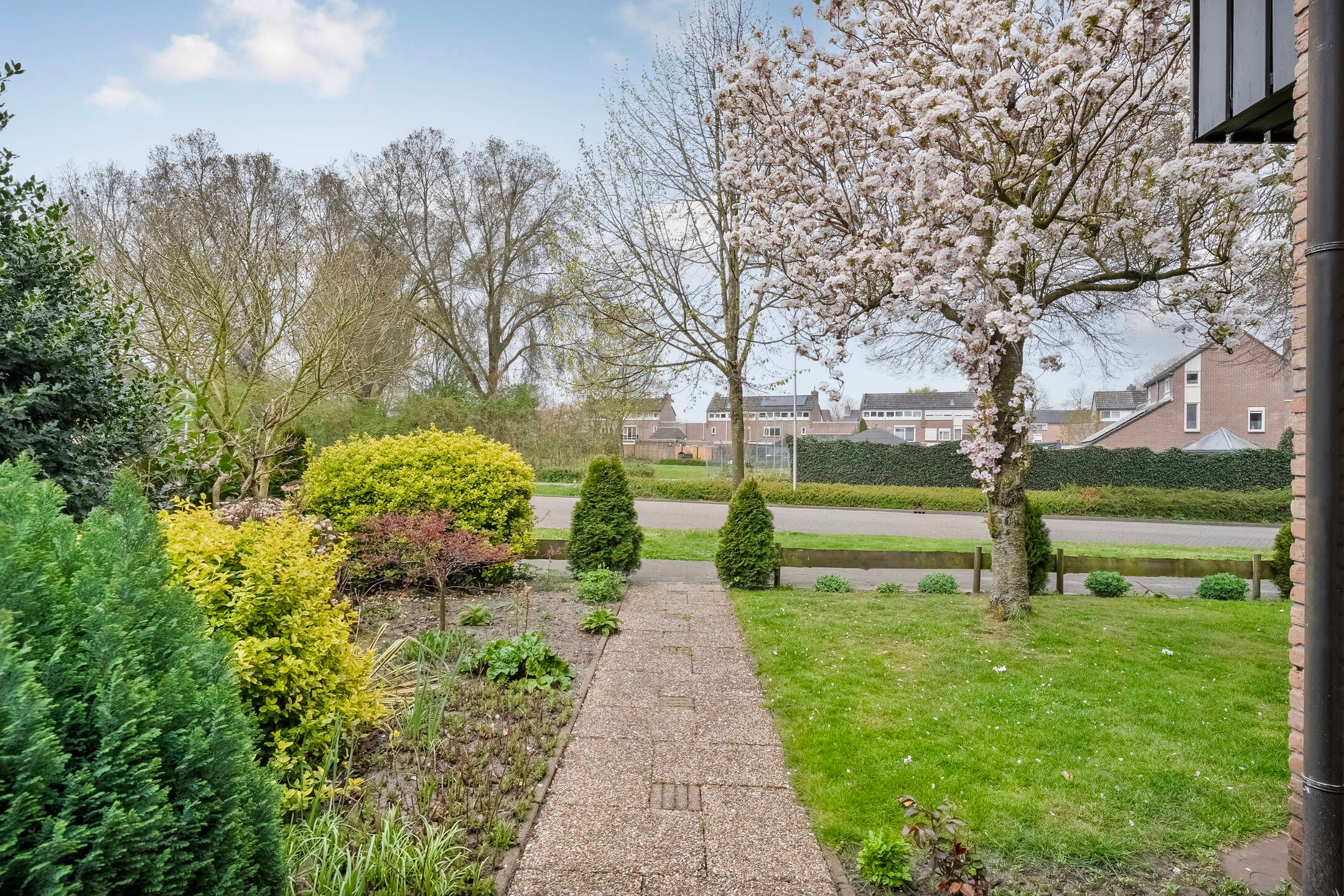 Foto 69 van de Hoven 17