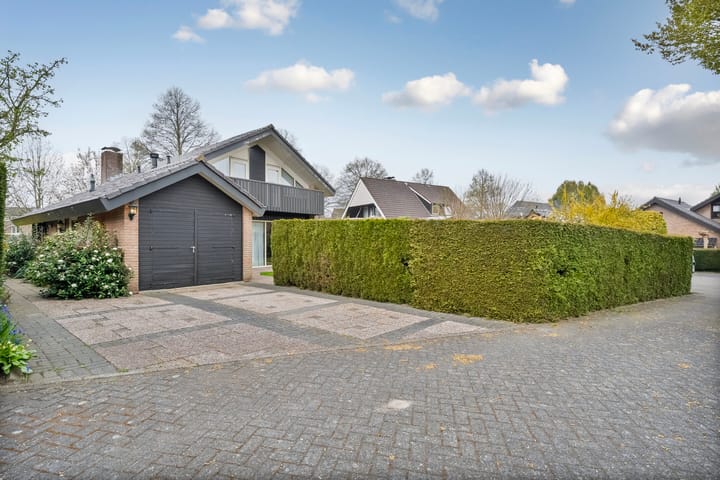 Foto 75 van de Hoven 17