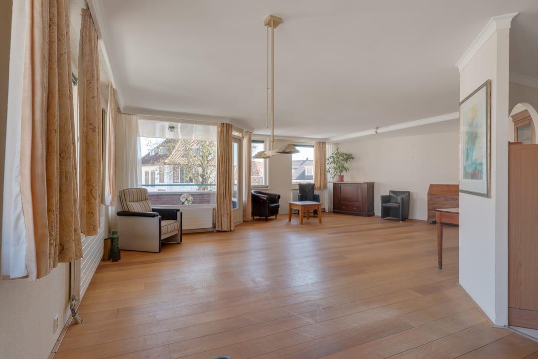 Foto 11 van Emmastraat 58