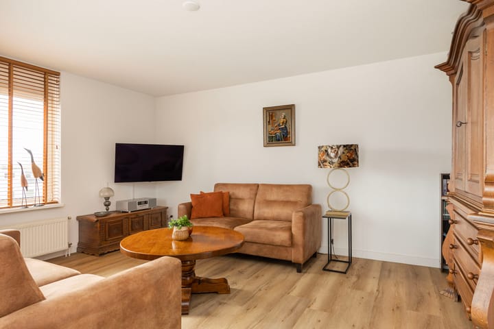 Foto 12 van Mitchamplein 27