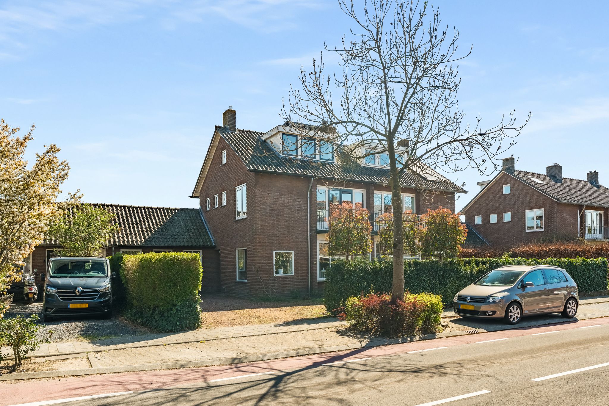 Foto 45 van Meerstraat 18