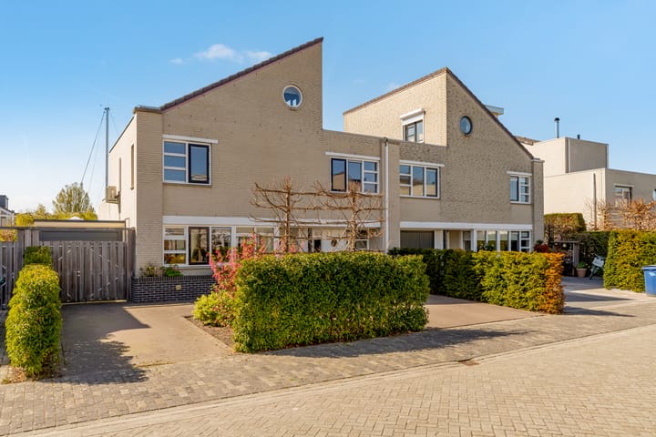 Foto 1 van Overstag 11