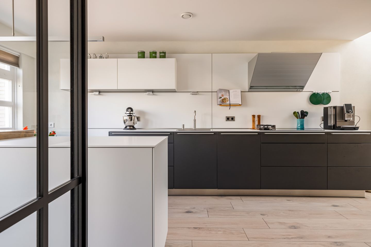 Foto 10 van Overstag 11